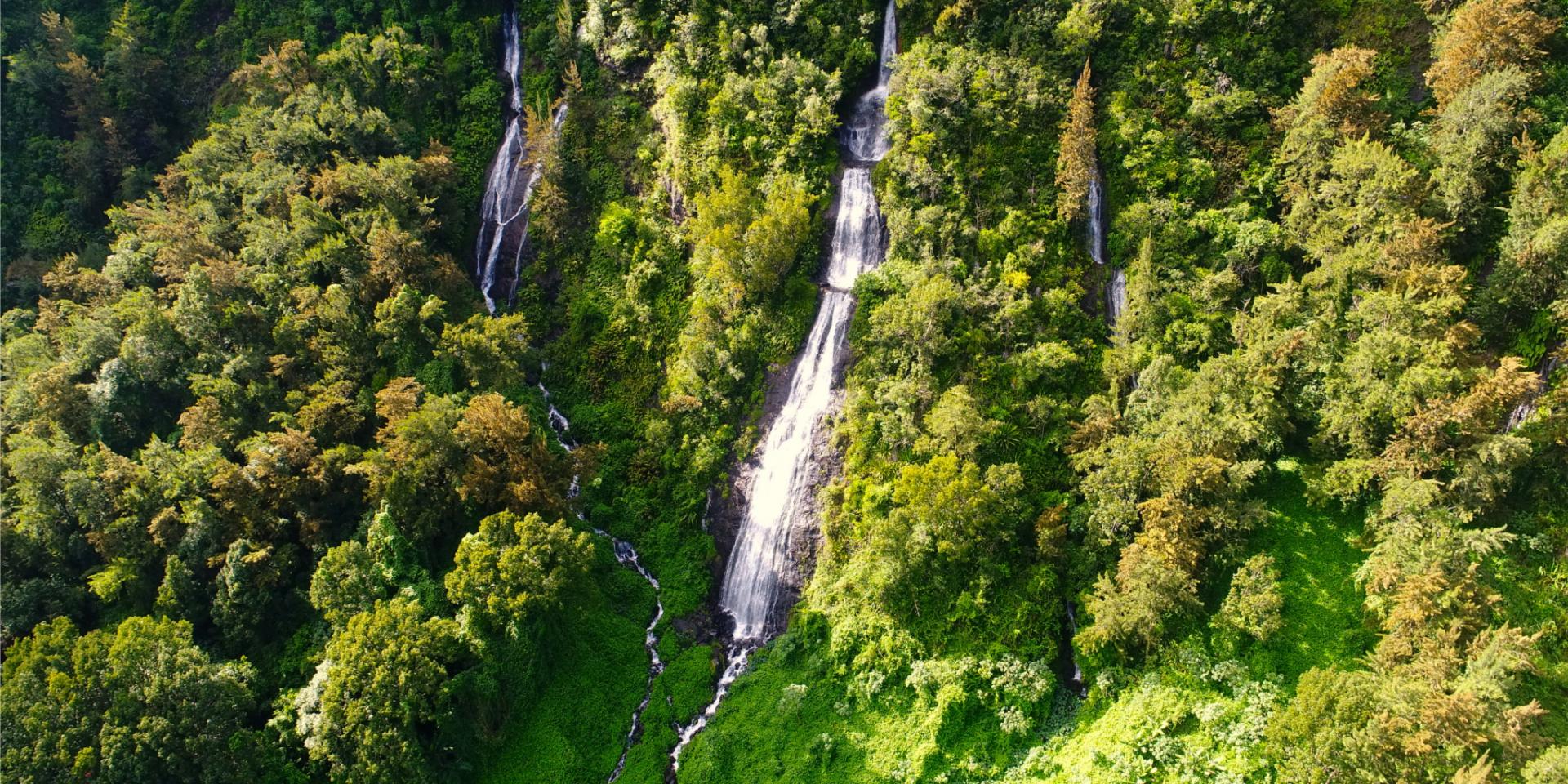 Voile de la Mariee waterfall the legend of the star crossed lovers