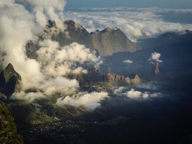 Piton Des Neiges Ile De La Reunion.jpg
