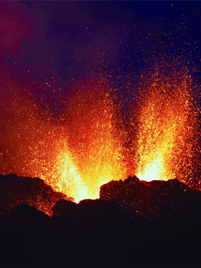 volcan228_eruption_piton_de_la_fournaise_-_credit_irt_-_serge_gelabert_dts_12_2018.jpg