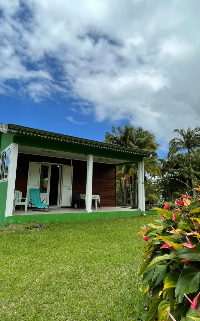Le Saint Alexandre Longani Saint Benoit