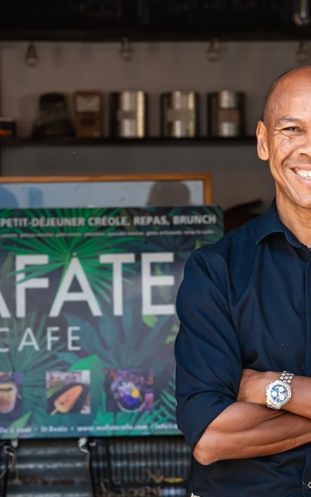 Jean Charles Bertrand P1050486 Zartisans Du Gout@irt Zest.re Dt Dec 2034